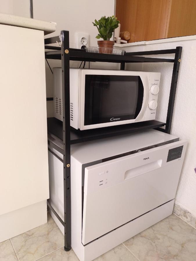 La Pineda Beach Studio Near Port Aventura Apartment ภายนอก รูปภาพ