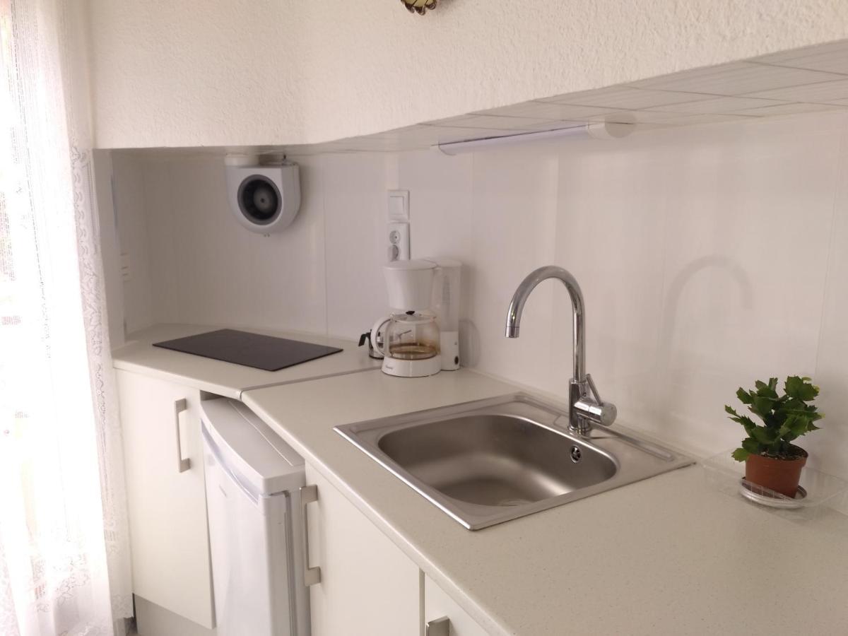 La Pineda Beach Studio Near Port Aventura Apartment ภายนอก รูปภาพ