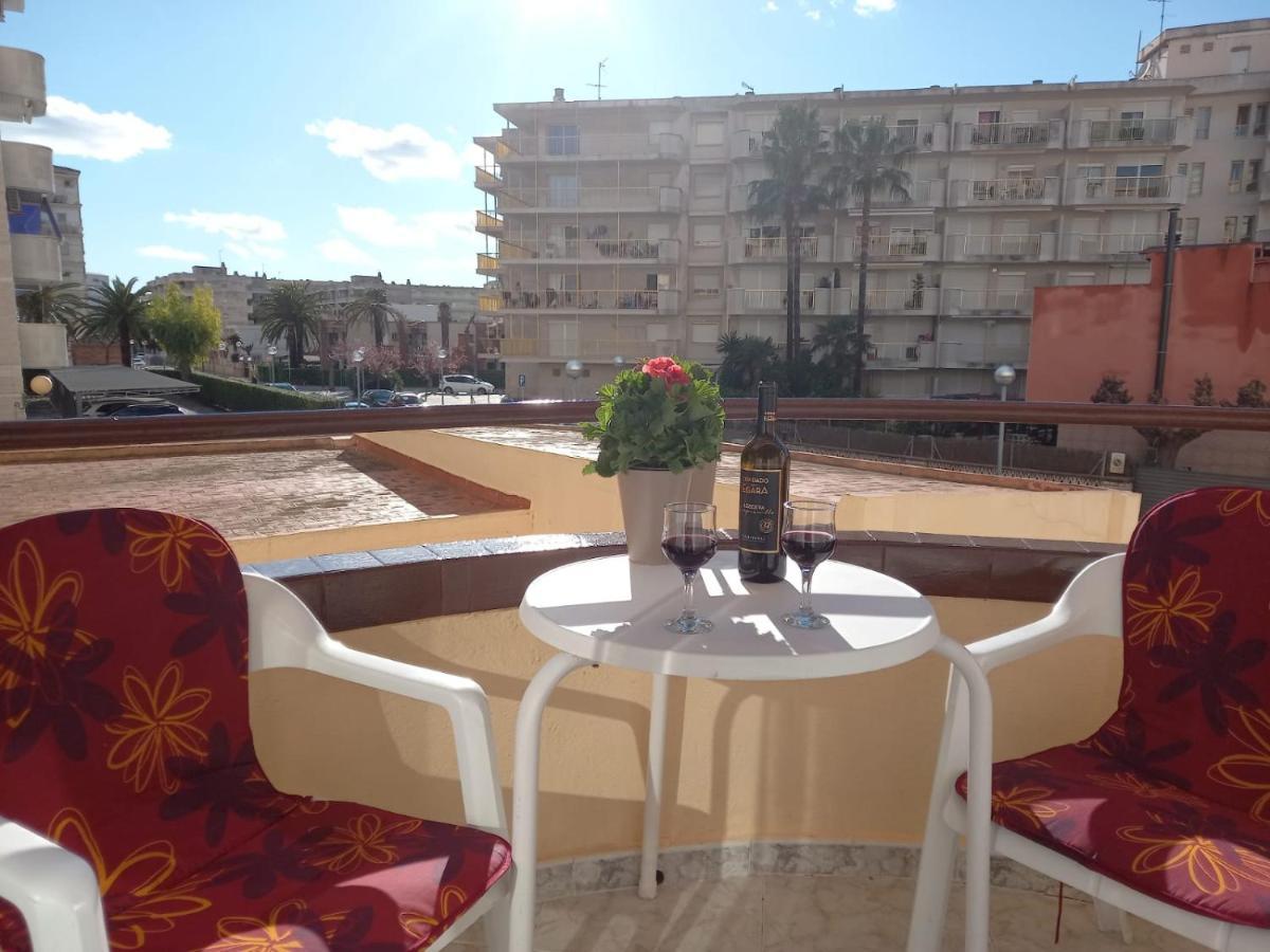 La Pineda Beach Studio Near Port Aventura Apartment ภายนอก รูปภาพ