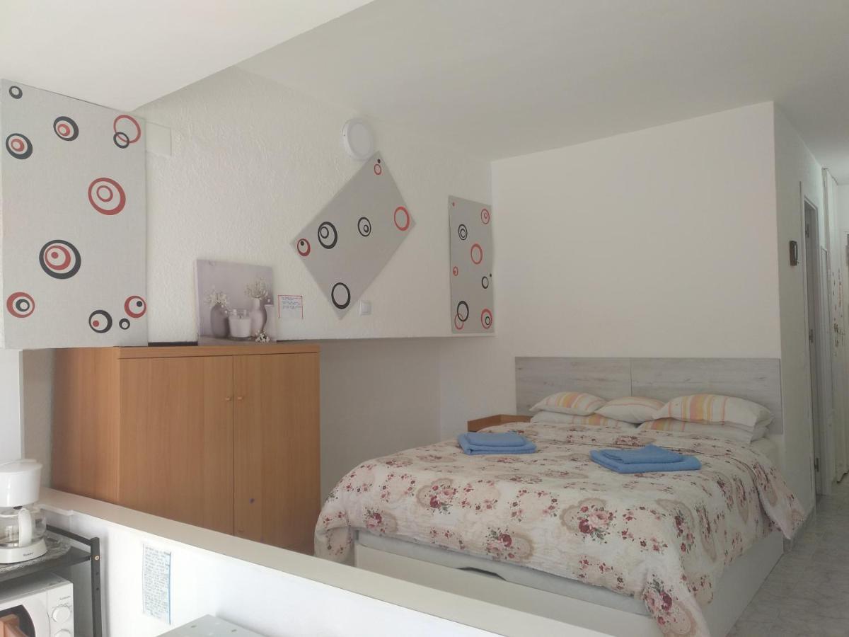 La Pineda Beach Studio Near Port Aventura Apartment ภายนอก รูปภาพ